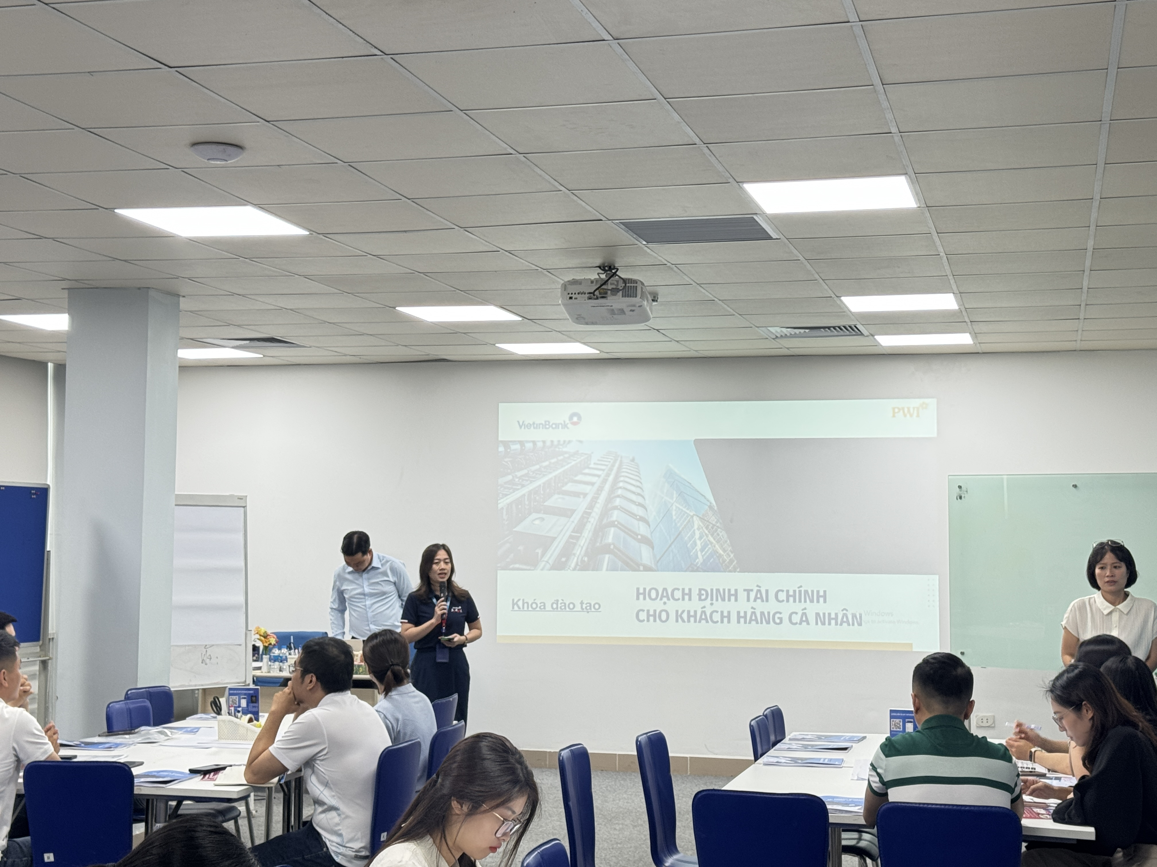 Right background image